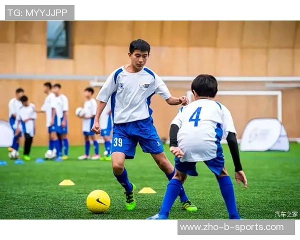 探索足球四号球的设计理念与在青少年训练中的重要性分析 探索足球四号球的设计理念与在青少年训练中的重要性分析